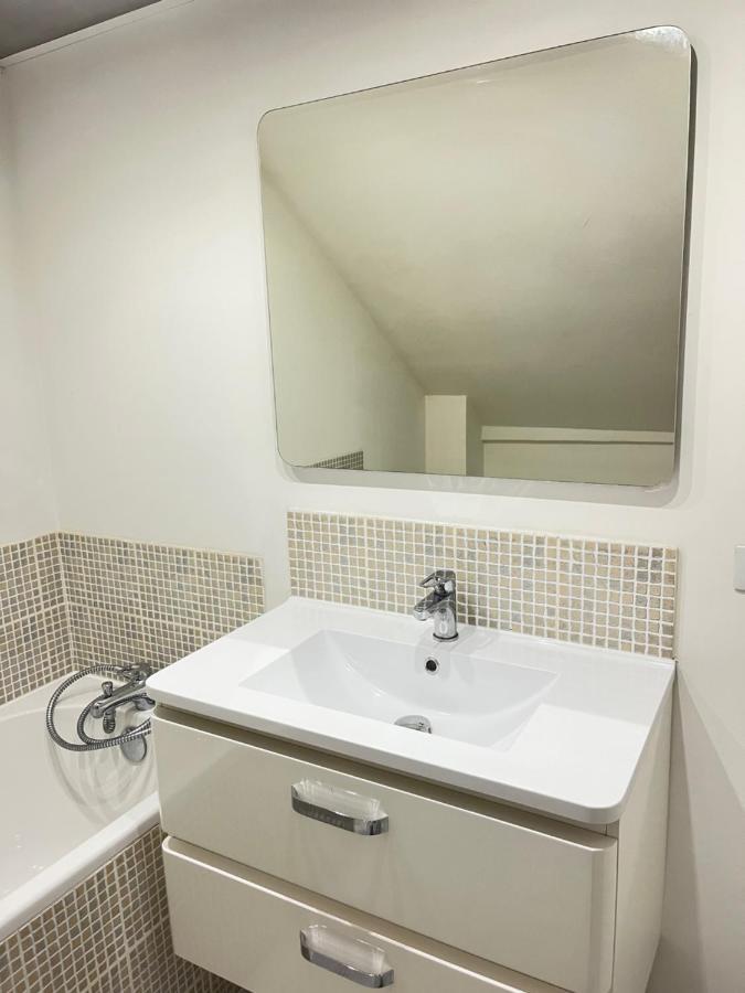 Ecu : Superbe Appartement Avec Exterieur Reims Dış mekan fotoğraf
