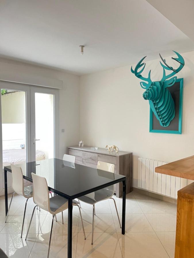 Ecu : Superbe Appartement Avec Exterieur Reims Dış mekan fotoğraf