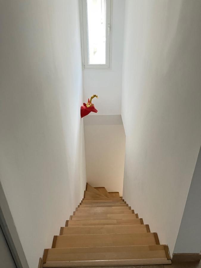 Ecu : Superbe Appartement Avec Exterieur Reims Dış mekan fotoğraf